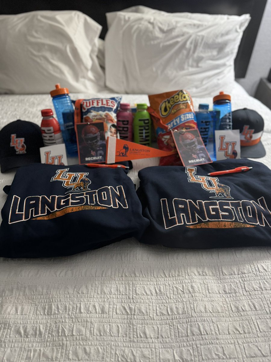 sharene_lynn's tweet photo. Thank you Coach Q for an amazing visit, we are ecstatic about the official offers to be apart of the Lion family! #friendswin ๐๐งก๐ https://t.co/tMx1WI2lP4