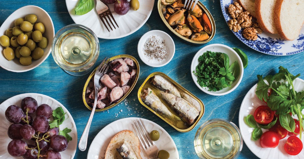 WebMD's tweet image. People who followed the Atlantic diet eating pattern significantly reduced their waistlines and improved their cholesterol levels, a new study shows. wb.md/49mJce3