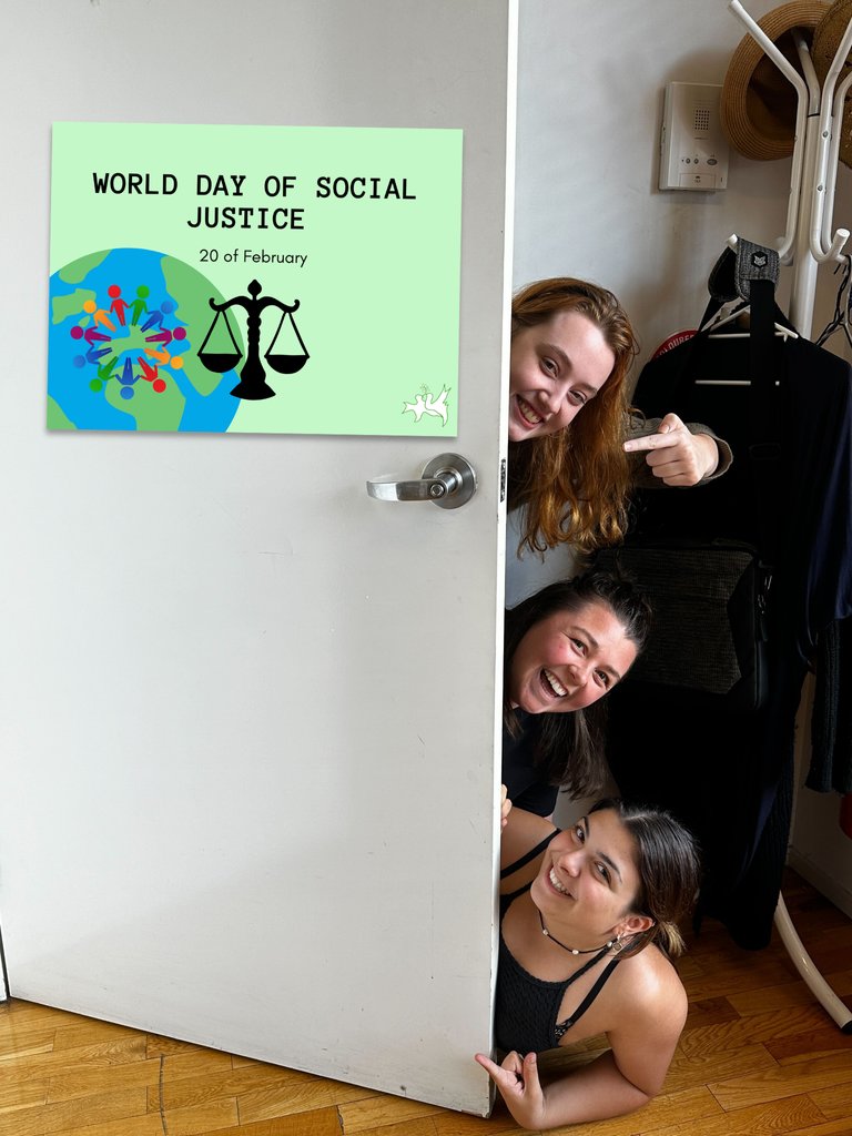 Today is World Day of Social Justice (20th February)! Spread knowledge and compassion with our incredible Poverty and Inequality education resources (Years 3 - 10)! 🎉💕 @antipovertyweek @ACOSS @SPRC_UNSW 👉 go.cool.org/3wvagcn