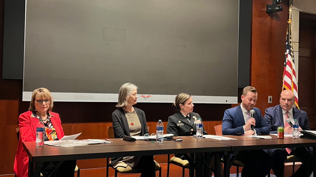 HealthFitAssoc's tweet photo. Last week, IHRSA's Mike Goscinski joined the Physical Activity Alliance and the Congressional Physical Activity Caucus for panel briefing U.S. Congress about the significance of formulating policies that promote increased physical activity. #Advocacy #IHRSAontheMove #PassPHIT https://t.co/EB857eQI9n
