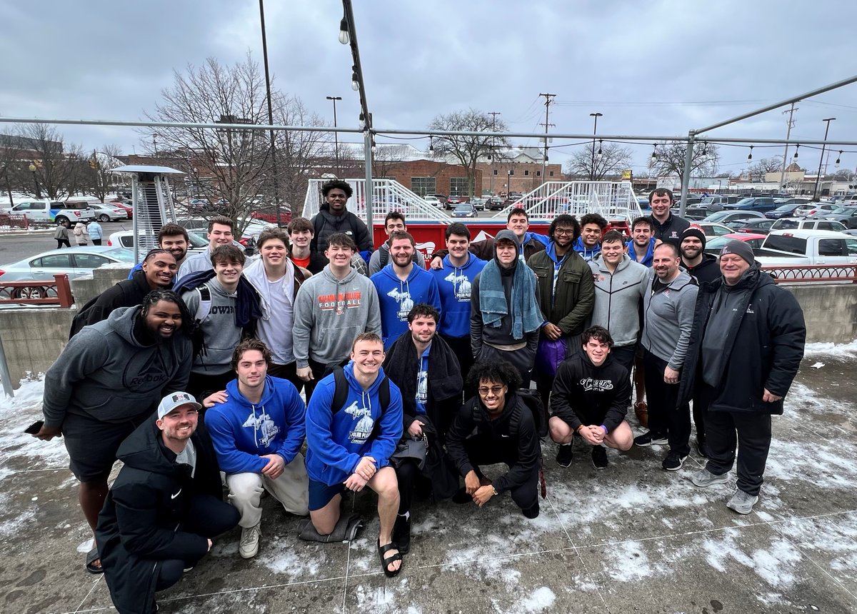 Over the weekend, our team had an amazing time supporting @SpOlympicsMI at the Polar Plunge Kalamazoo! #PolarPlunge #SwarmTheDay #ServiceBeforeSelf
