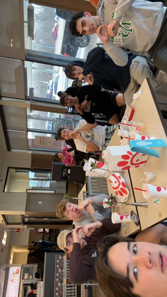 EvanGaughan3's tweet photo. Team 8 staying consistent at Chick @YorkDukesFB #TradingDannyRaible #AnyoneInterested? https://t.co/YVbb2bSJbK