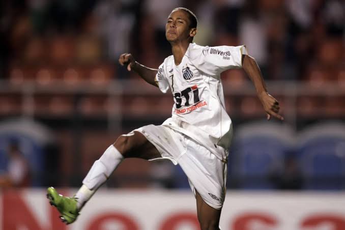 DataFutebol's tweet photo. Aproveitando a discussão..

Neymar em 2009 ou Endrick em 2023, quem foi melhor? https://t.co/oesnyHaZqH