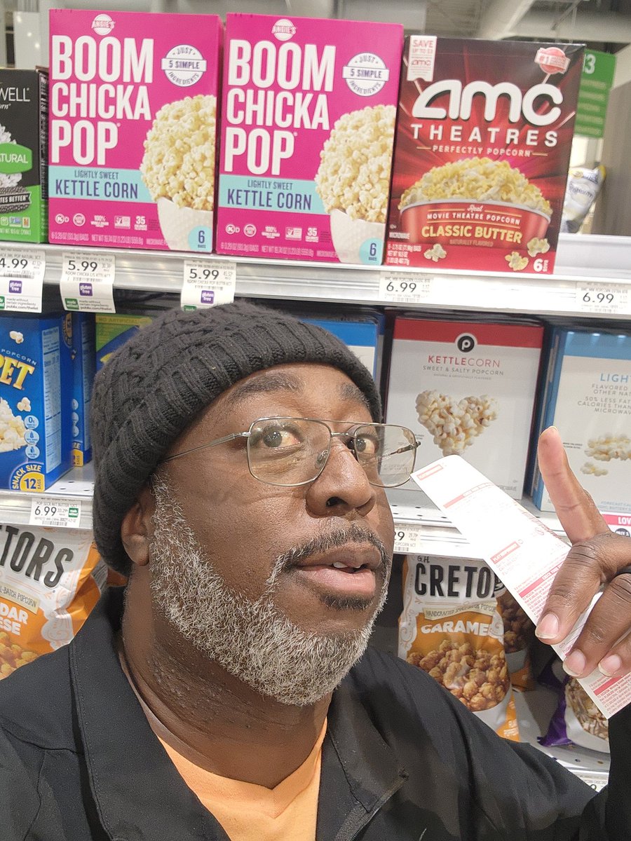 Found #amc 🍿 at @Publix . Now all I need to find is one of those million 🤑 dollar @floridalottery tickets !!!! #AMCNOTLEAVING #AMCSTOCK  #AMCTheatres !!!!