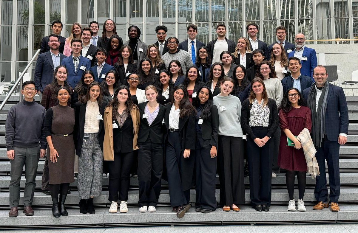 Fun to host 40 @Princeton University students for a day of conversations in Washington on Friday, including at @WhiteHouse, National Security Council, @WorldBank @USAID as well as with @PrincetonSPIA alumni from government, major media, think tanks, etc.