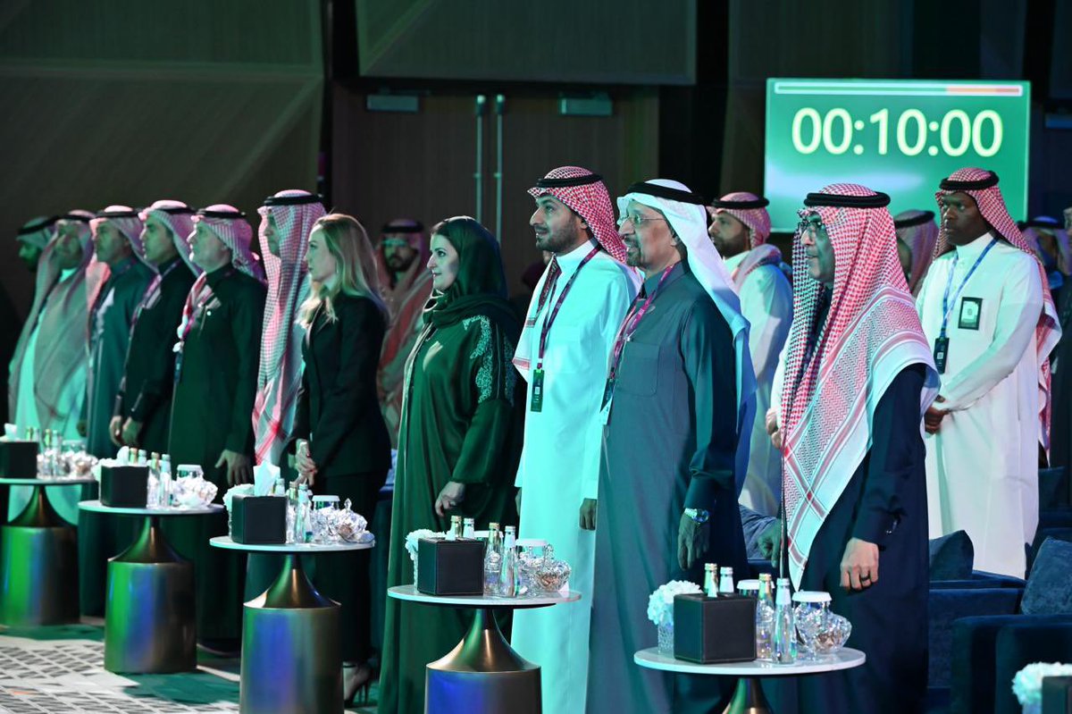 kuwaiz's tweet photo. شاركت اليوم مع عدد من أصحاب المعالي في #ملتقى_السوق_المالية_السعودية24 والذي ناقش التحديات والفرص الرئيسة في القطاع المالي المحلي والدولي، بهدف تعزيز النمو والفرص والابتكار في القطاع، بما يعكس #رؤية_السعودية_2030 . https://t.co/qpIVz2R2Vl