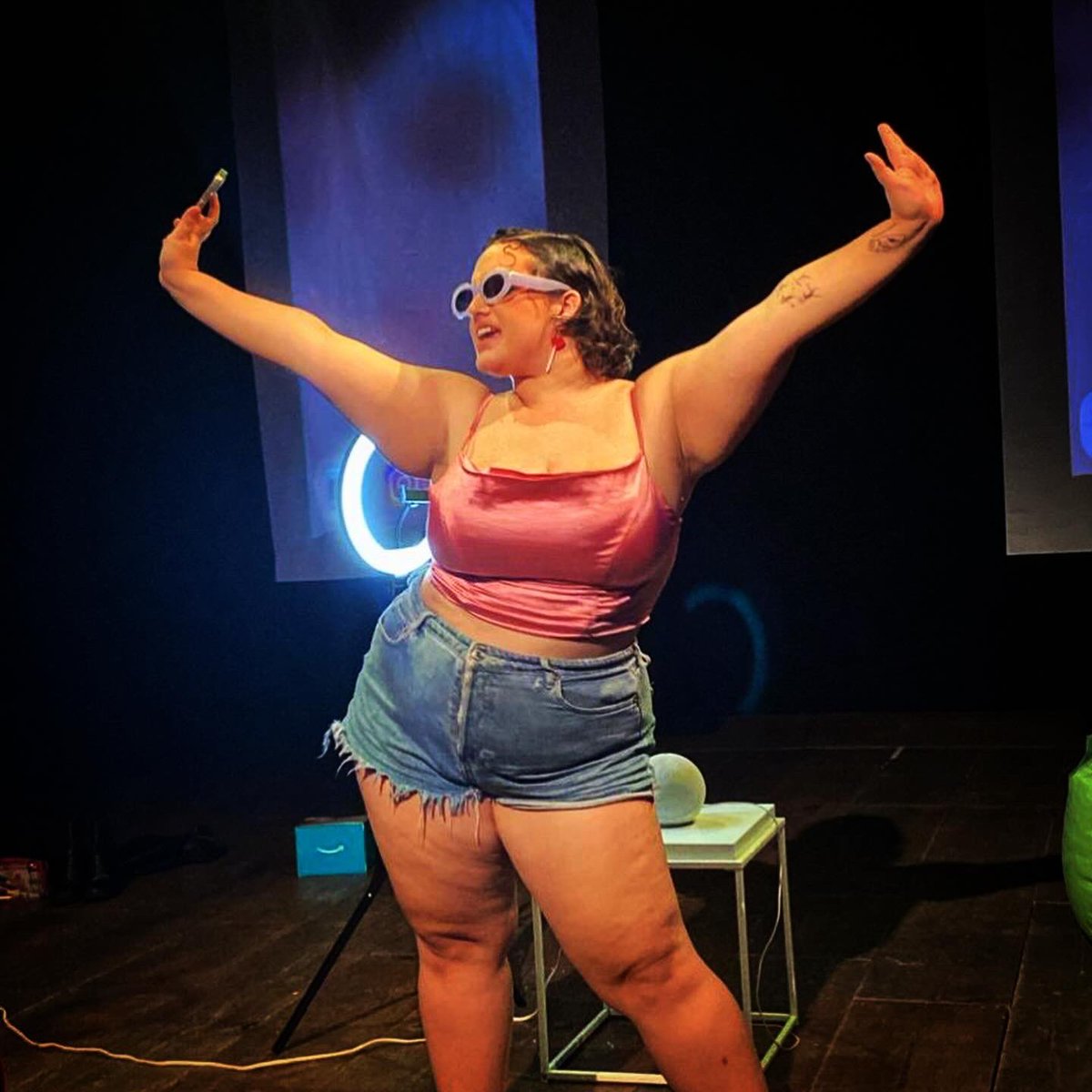 teatroconvoy's tweet photo. Ayer cerramos nuestra gira por el sureste en el marco del Circuito Nacional de Artes Escénicas en Espacios Independientes Chapultepec, y qué mejor manera de hacerlo que en el @TeatroRendija con un espacio lleno y vibrante. 🤍 🫂 https://t.co/viCYoqEuva