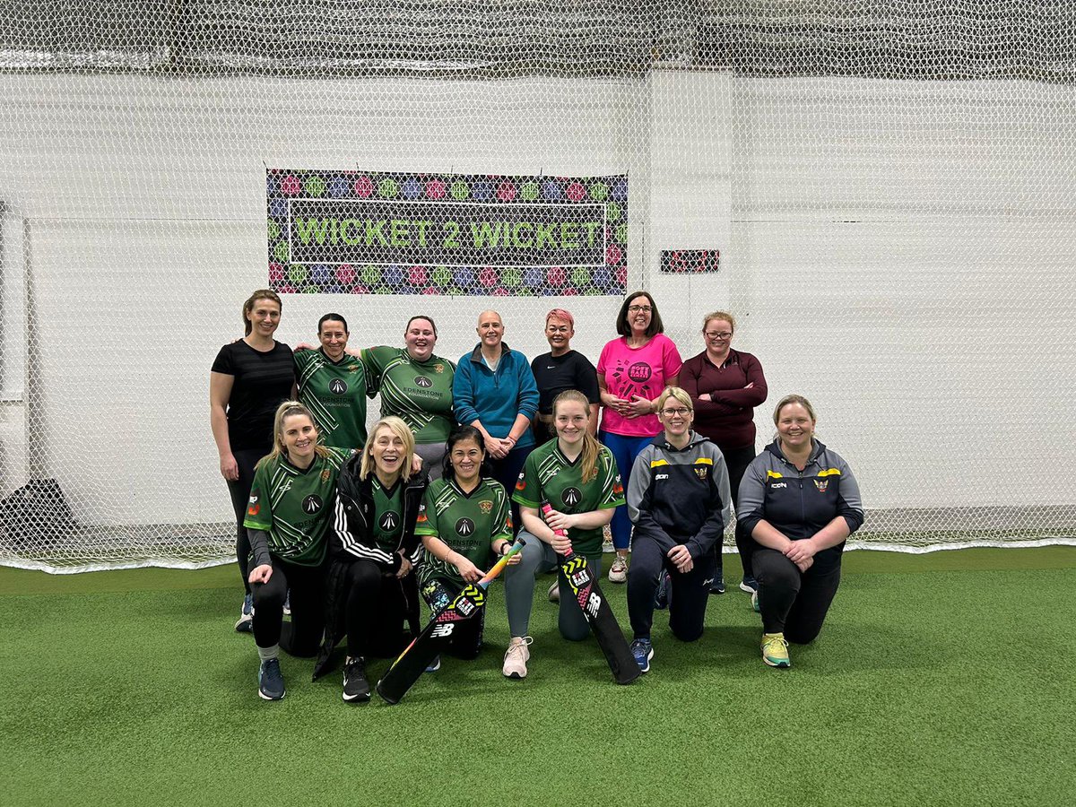 We currently sit in SECOND at the halfway mark of the indoor league.

We are loving every minute and loving seeing the friendly faces every week. We always look forward to our games on Saturdays and it’s lovely to see our skills develop and everyone else’s every week 💚