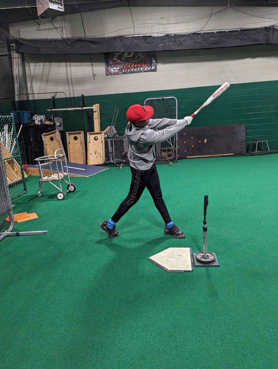 BreezyDavis24's tweet photo. In the lab working on my craft so i can be better physically &amp; mentally… Year 2024 loading https://t.co/M5cQUL2to2