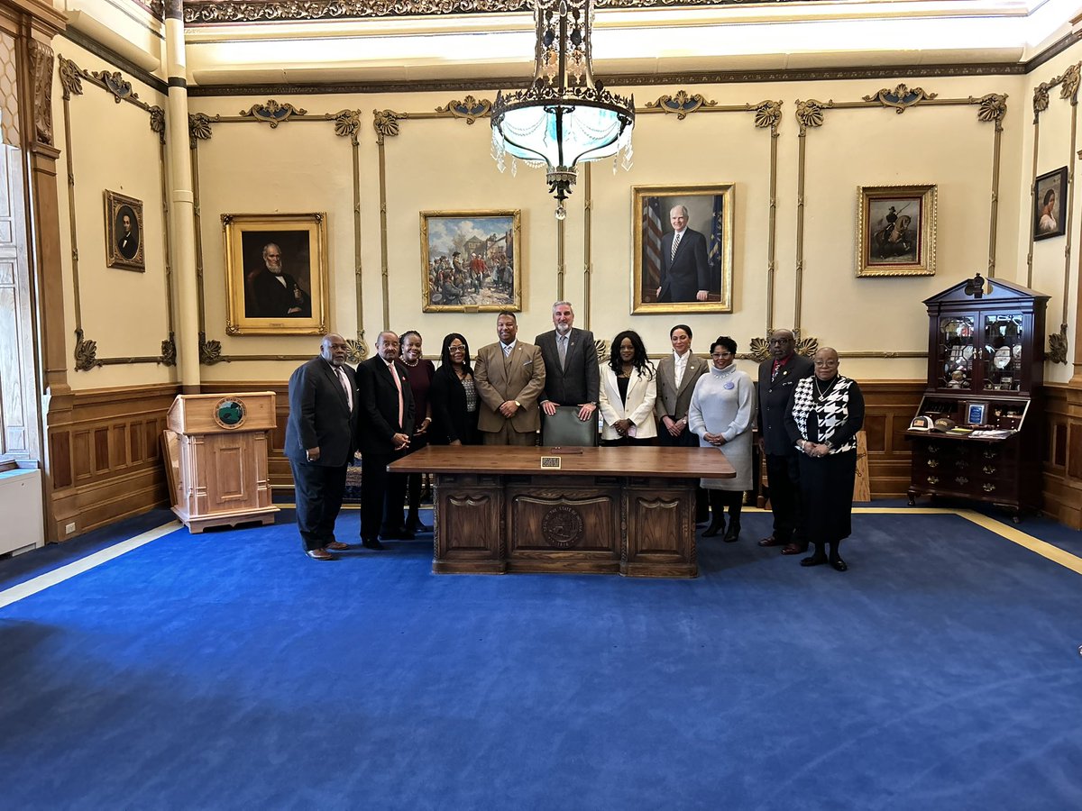 RCShackleford's tweet photo. Last week the @INBlackCaucus met with Governor Holcomb to gain support for our housing agenda &amp; other legislation effecting our communities.
#AdvocacyWorks
#BipartisanshipMatters https://t.co/u2rY9sql0v