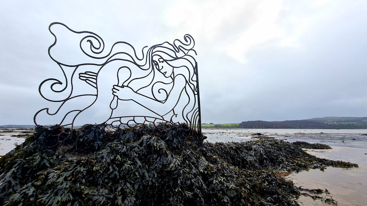 A mermaid on the Dumbarton Rock Foreshore. Made from wrought iron, this rather wonderful artwork was created by local artist Gerry Deeney. 

#glasgow #art #publicart #sculpture #beach #mermaid #dumbarton #dumbartonrock #publicsculpture