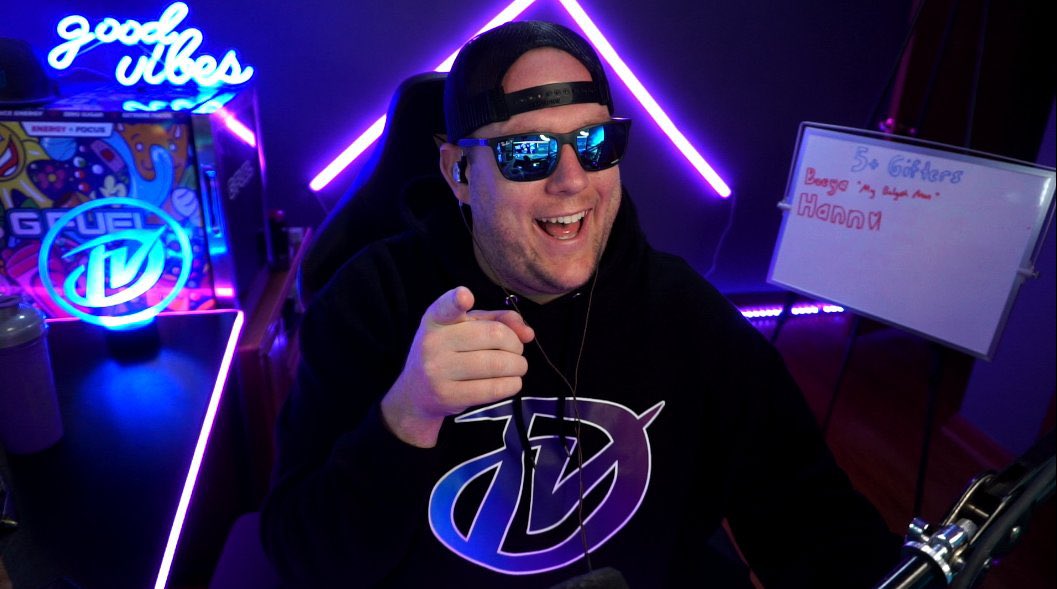 COMEBACK STREAM IN 2 HOURS 🔥

Let’s KICK it 🫱🏼‍🫲🏽