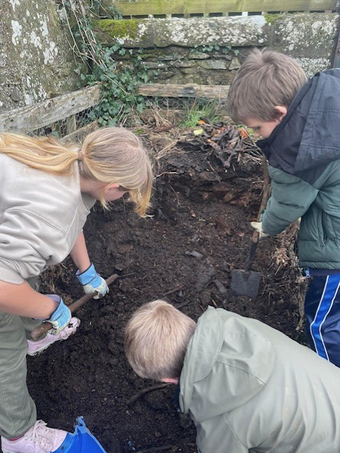 Johnshaven School tweet media