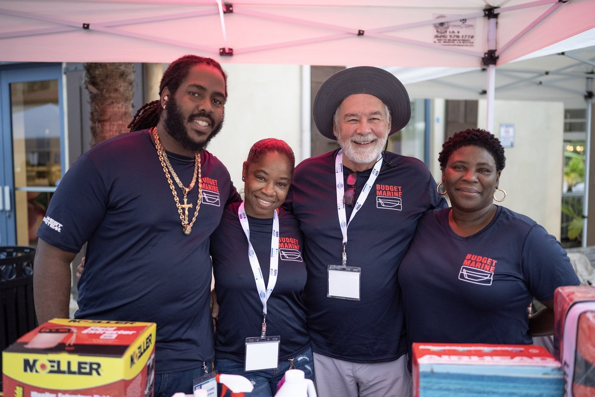 VIBE provides a variety of opportunities to increase brand awareness, generate sales, sales leads and reinforce client relationships. 🗣️🎉

Learn about Sponsorship opportunities and levels in the Exhibitor Contract at vibe.vi/exhibitors or email exhibit@vibe.vi