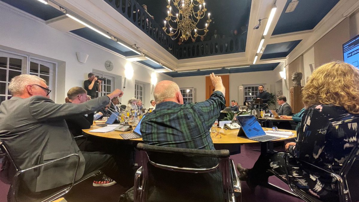 Raad Vaals trekt verbod toertochten in na storm aan kritiek dlvr.it/T2ywVr