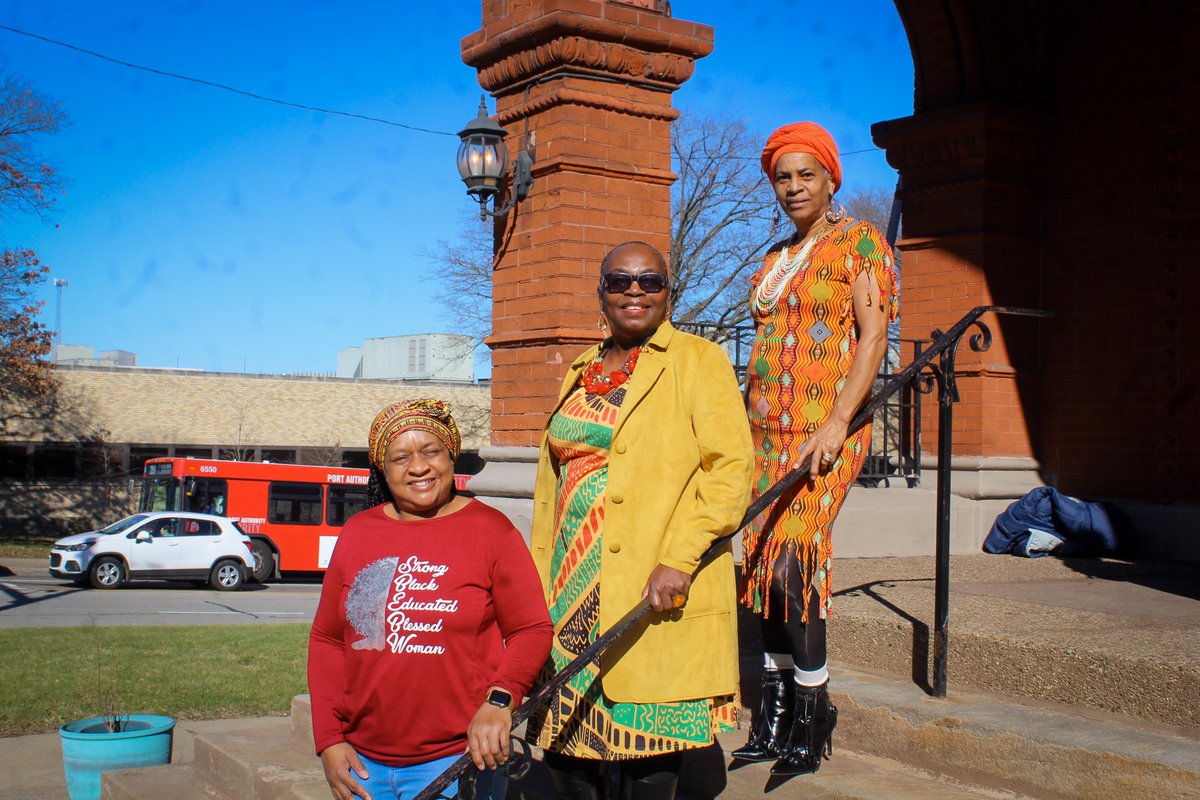 St_PaulBC's tweet photo. First Sunday of Black History Month we were blessed to hear a word from Rev. Jamie Smith🙌 Women of the Word were showed up and showed out with their African attire❤️💛💚🖤 and special thanks to the youth for leading service😇 https://t.co/g2ZHvrQlFW