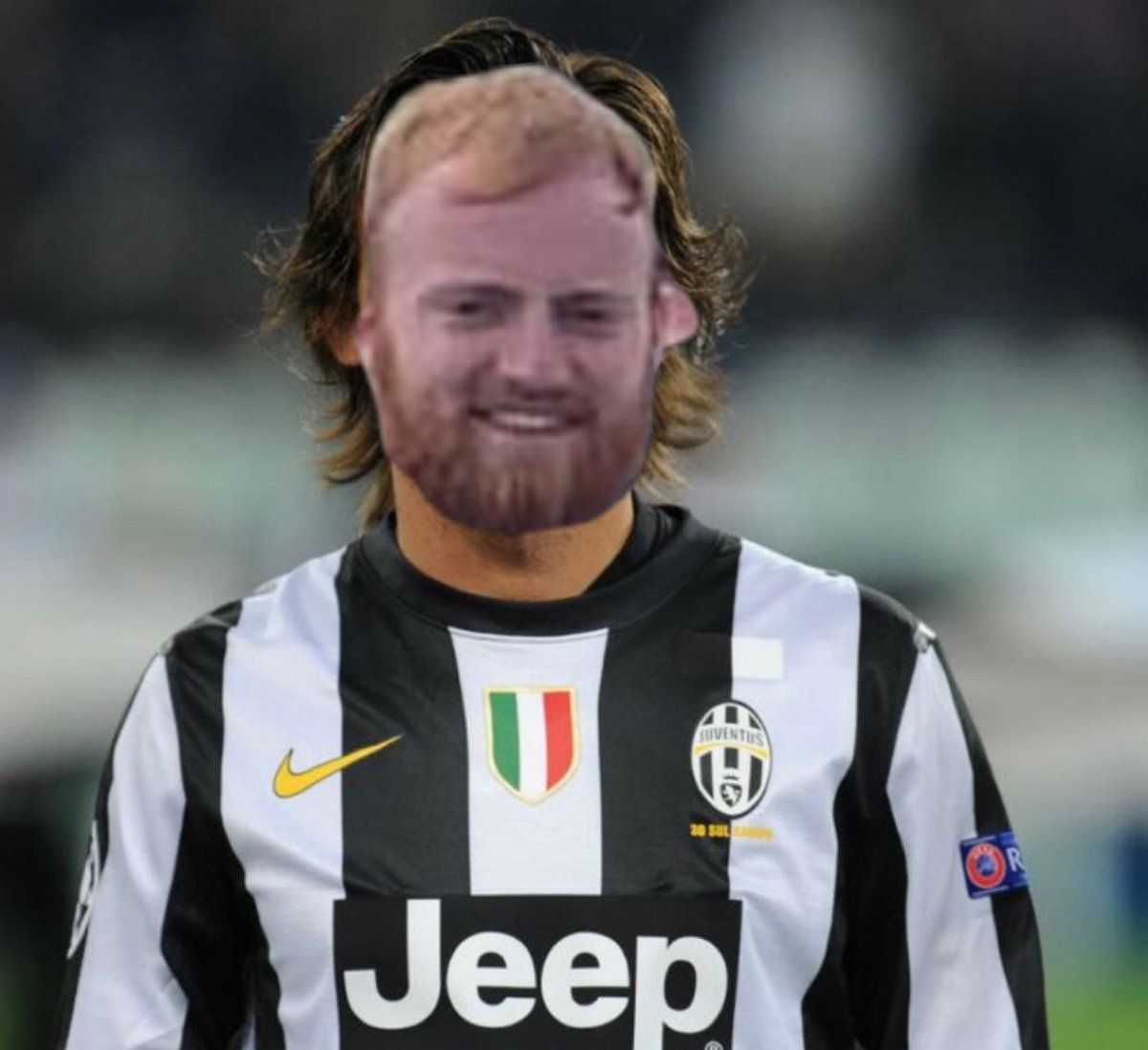 TuppyFC's tweet photo. It’s been a quiet few weeks but we are back!! 
@TuppyFC 3-2 @TwazzokFC 
Goals from @CharlieDixon_10 , @joerobinson100  + @joe_mids (No that isn’t a typo). Unreal shift from the boys, The ginger Pirlo with a worldie at the end showing his mates how it’s done #TuppyAreBackBaby https://t.co/48zqMWRUrB