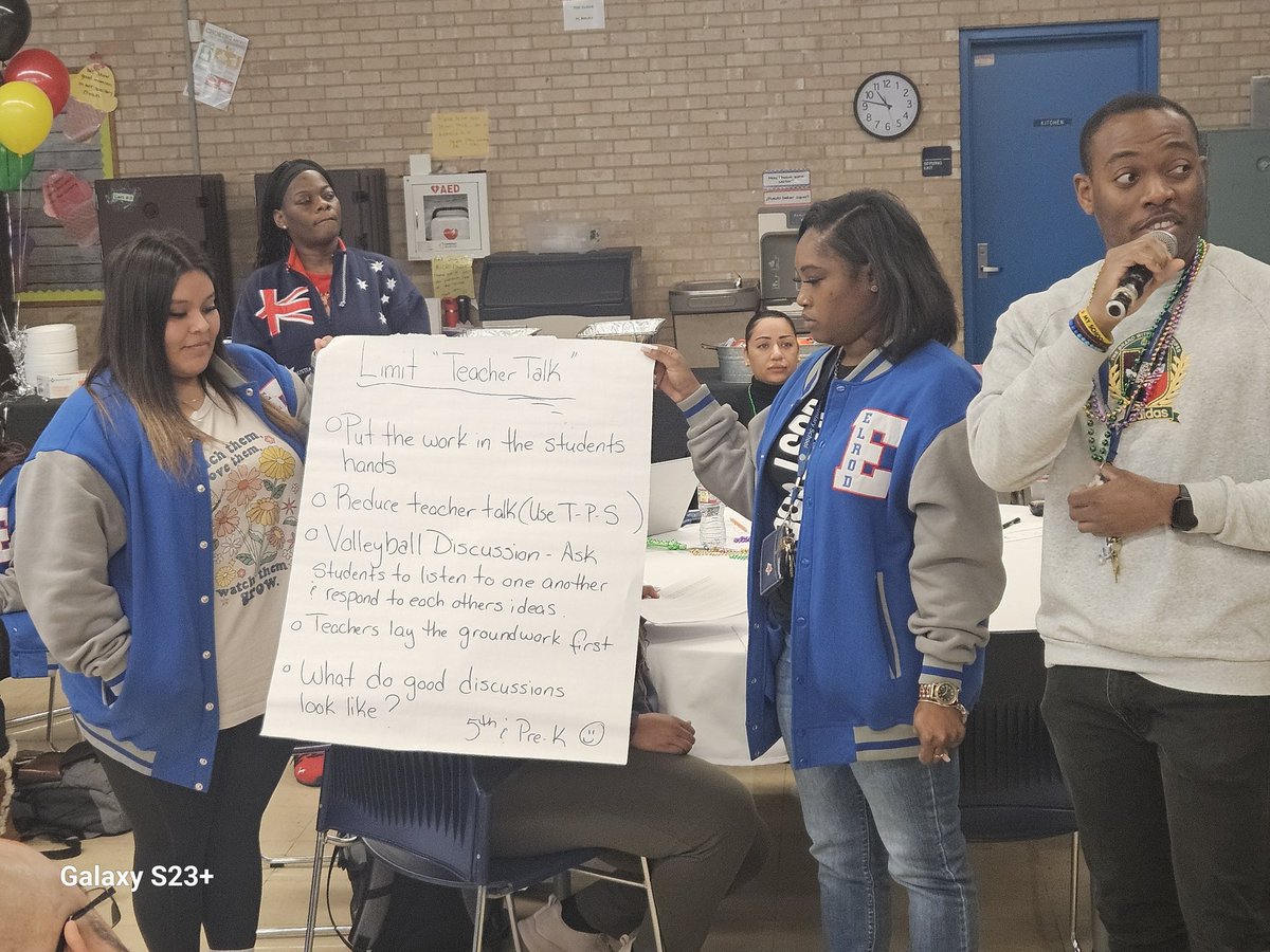 mdhutchins26's tweet photo. Our teachers presented strong first instruction strategies that require students to do most of the talking and the teacher facilitates. #alwaystryingtogetbetter @Elrod_HISD @HISD_West @TeamHISD https://t.co/Kn29BskEKC