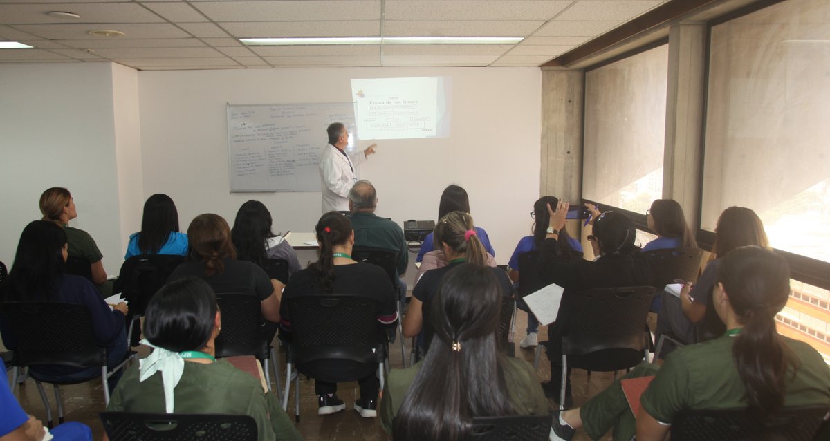 minenergia_ve's tweet image. #Entérate || Esta actividad es promovida por #Asoelec quienes siguen implementando estrategias para la formación de la fuerza trabajadora del sector eléctrico

#PuebloMaduroQueAvanza