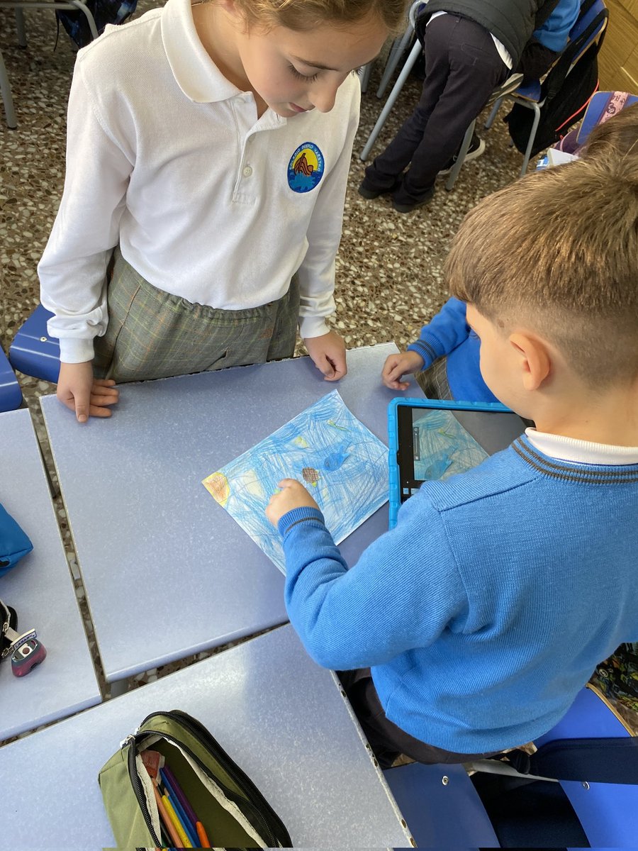 Los chicos y chicas de 4EP han estado realizando estas semanas un vídeo con la técnica de stop motion. Para ello han creado los personajes, objetos y fondo y, con ayuda de la tablets, han grabado el vídeo
<a href="/CPRRegionMurcia/">CPR Región de Murcia</a>  <a href="/Educarm/">Educarm</a> <a href="/divinomaestrofe/">Divino Maestro Fundación Educativa</a>  <a href="/AytoLasTorresC/">LasTorresdeCotillas</a> <a href="/AMPA_DM_LTDC/">AMPA C. Divino Maestro Las Torres de Cotillas</a>