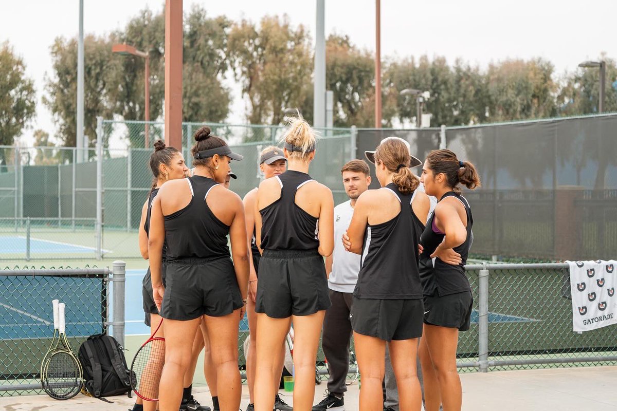 Undefeated at home😤 
What a successful weekend for Beach Athletics as every team won their home games👏 

#GoBeach