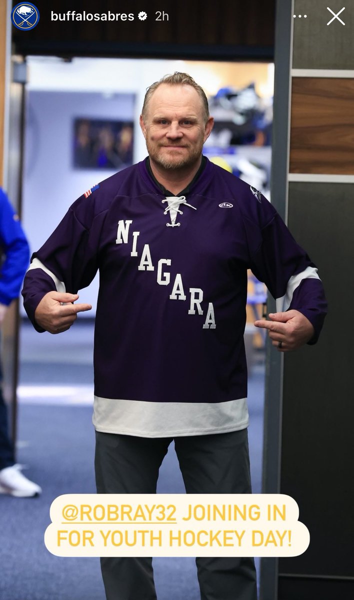Rayzor, looking good in the Purple &amp; White 👌🏼

Way to represent <a href="/NiagaraUniv/">Niagara University</a> <a href="/NUPurpleEagles/">Niagara Purple Eagles</a> <a href="/NiagaraMHKY/">Niagara University Men's Hockey</a> 

Let's Go Purps! 🦅