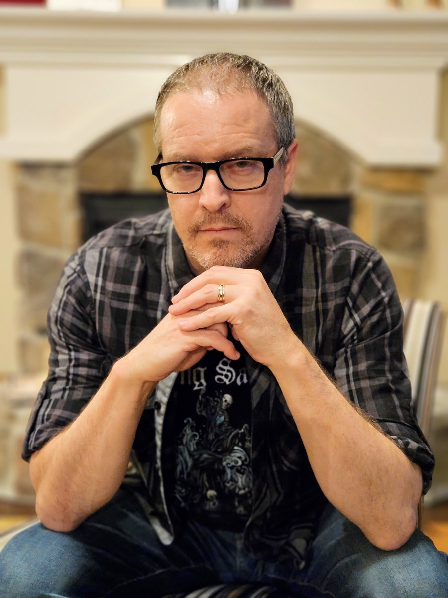 CaptWyvern's tweet photo. Check out our newest author! Give him the CDS welcome! @coilspark
https://t.co/yJVZ38zIyf
#misplacedadventures #signedauthor #publishing #fantasyfiction https://t.co/1JSer93oEW