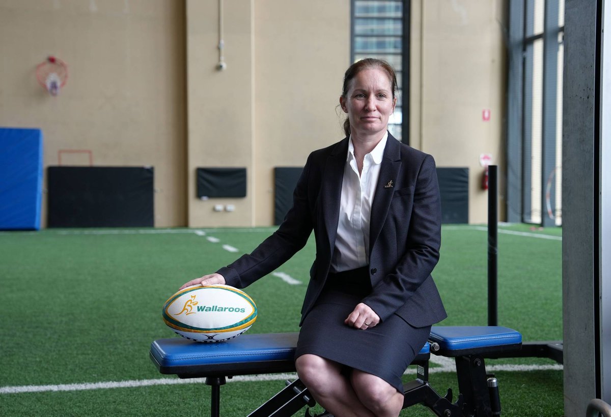 “For me, the best coach is the best coach whether that’s male or female.” Jo Yapp wants to make the @WallaroosRugby a top-four side in 2024. READ: bit.ly/48hOTJ3 WATCH Super W on @StanSportAU - bit.ly/3wayPLL