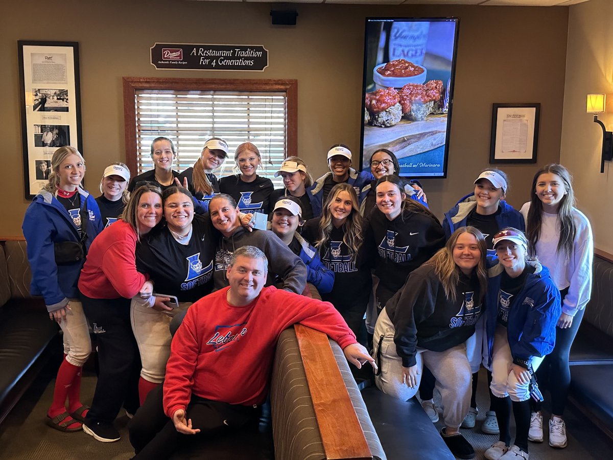 LDevilsoftball's tweet photo. Do you know what was burned down by the British in 1814? Do you know which president also taught law at Arkansas University? If not, Ask a LHS softball player. 😜 Presidents Day practice, team bonding, and Trivia (courtesy of our History guru, @Coachatwood30) 💙🤍 🥎 https://t.co/nFEm5WeJrF
