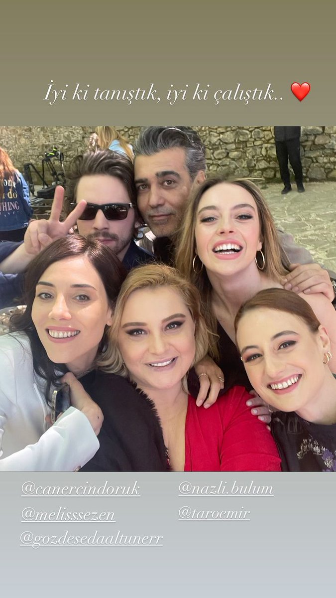 Despedida de Cansu Dere en sus stories de IG: "Qué bueno que nos conocimos, qué bueno que trabajamos juntos... ❤️"
GRACIAS SADAKATSIZ #Traicionada