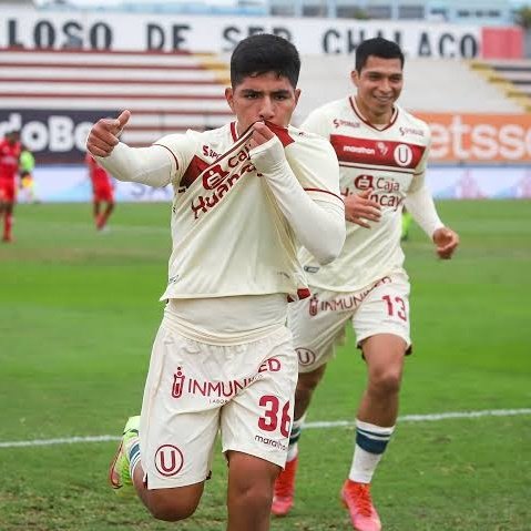 ScoutReservasPe's tweet photo. Da gusto que ambos en tan poco tiempo se estén afianzando en ligas mucho más competitivas que la Liga 1. Sin duda este mercado está siendo positivo por ahora para los peruanos https://t.co/EFHQKiiLMh