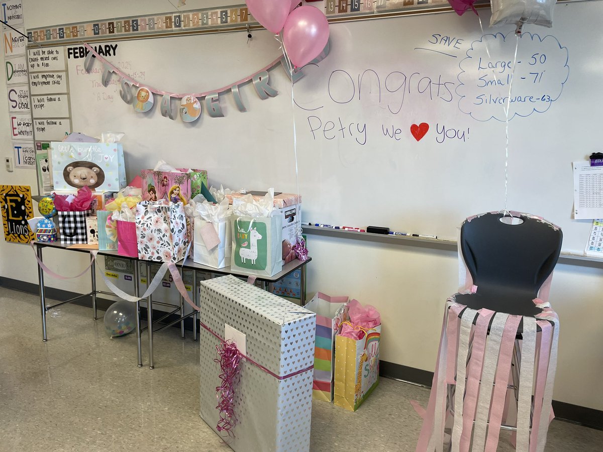 Full circle moment.. Two years ago the basketball girls came to my wedding and today they threw me a surprise baby shower 🥹 I am so thankful for our basketball family 🫶🏼