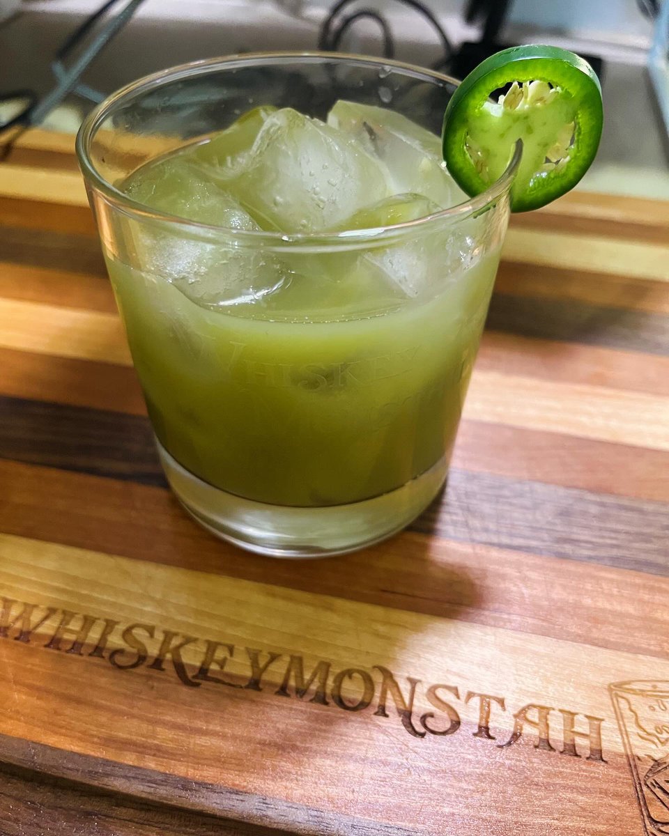 whiskeymonstah's tweet photo. **Guaro Cocktails !!! 😊🎉🍹**
https://t.co/XnaB65S2OC
#twitch #twitchstreamer #twitchaffiliate #chef #mixologist #cocktails #food #boston #community #baking #costarica #sopaazteca #tortillas #tico #guaro #cacique https://t.co/zi71N8YZ43