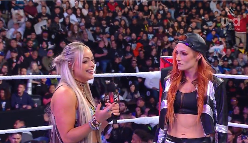 “I was the very last person to defeat Rhea Ripley.”

— Liv Morgan

#WWERAW