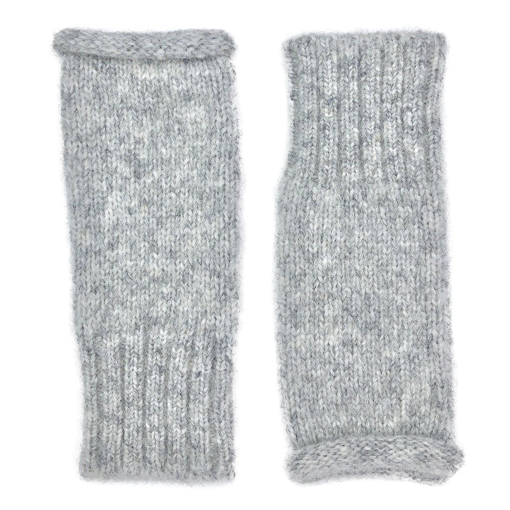 BennBurry's tweet photo. Ladies Gray Essential Knit Alpaca Gloves https://t.co/YzFWqfAlOa SLATE + SALT
$59.99
#$50 $75 #accessories #fall #gloves #modalyst #spring #united states #women's #women's accessories #women's fashion #women's gloves https://t.co/wuTOgJypC1