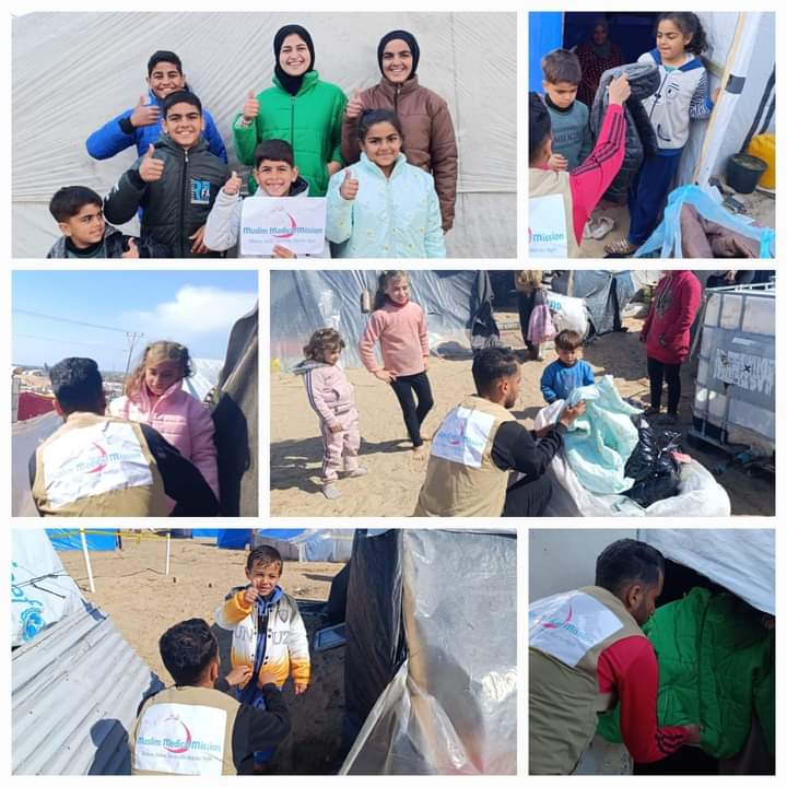 SobanAbid2's tweet image. *Alhamdulillah!✨️ Team of  Muslim Medical Mission Pakistan providing Winter Clothes to Children living in refugee camps in Gaza to bring back their smiles🌸*
*#WinterPackage*
*#ChildrenClothes*
