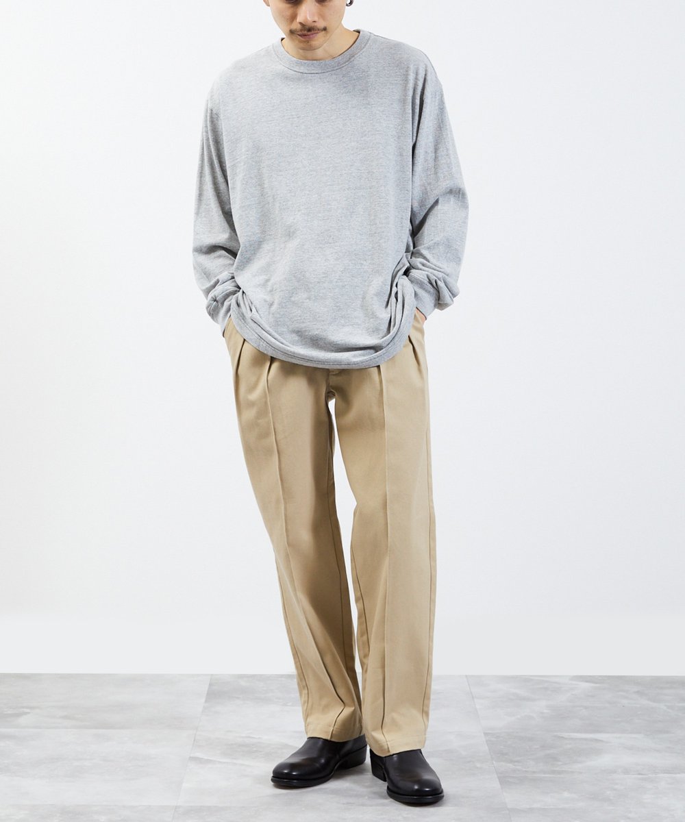 anda_twit_x's tweet photo. ツータックワイドテーパードチノパンツ。
先日紹介したドリルチノとは形はもちろん、生地も色味も異なります。
ハリ感は残しつつもバイオ加工により柔らかなタッチで肌馴染みの良い素材感。
2タックのウエスト部分から裾にかけて落ちていくきれいなシルエット◎
https://t.co/MAr4U2ARdR

＃アンドエー https://t.co/RhnT2Jaq4A