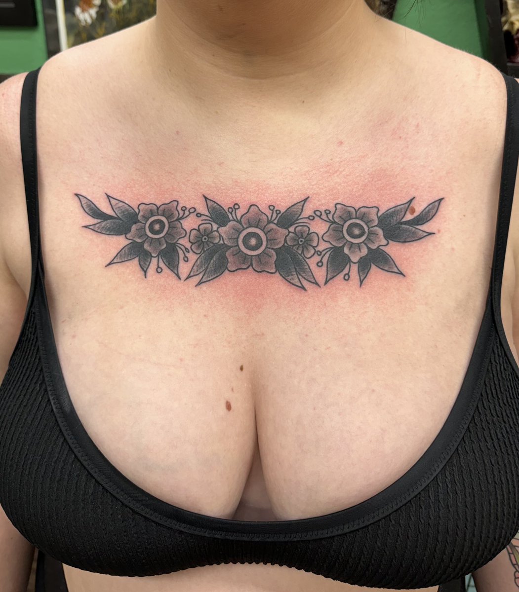 kalliers_'s tweet photo. here she is in all her glory 🥳 https://t.co/GgDV7AFYaU