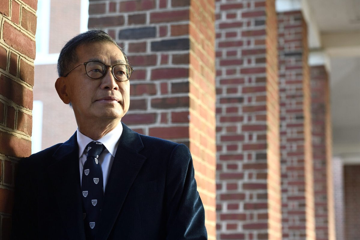 Congratulations to cancer researcher and BDP Chi Van Dang for receiving this year’s <a href="/AACR/">AACR</a>-Margaret Foti Award for Leadership and Extraordinary Achievements in Cancer Research. He’ll receive the award at #AACR24.

aacr.org/about-the-aacr…