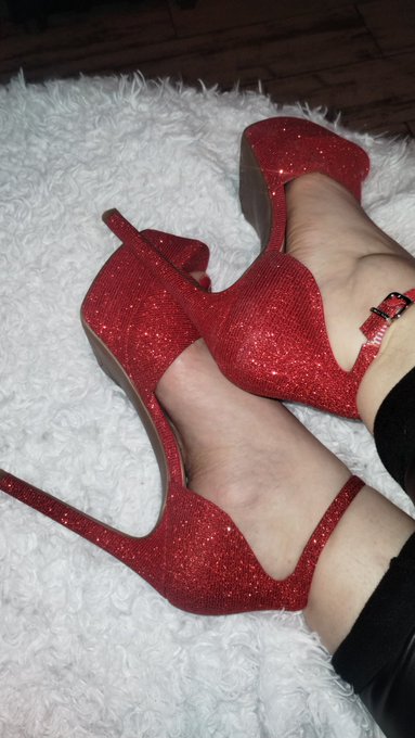 Mistress Ruby’s pics and videos