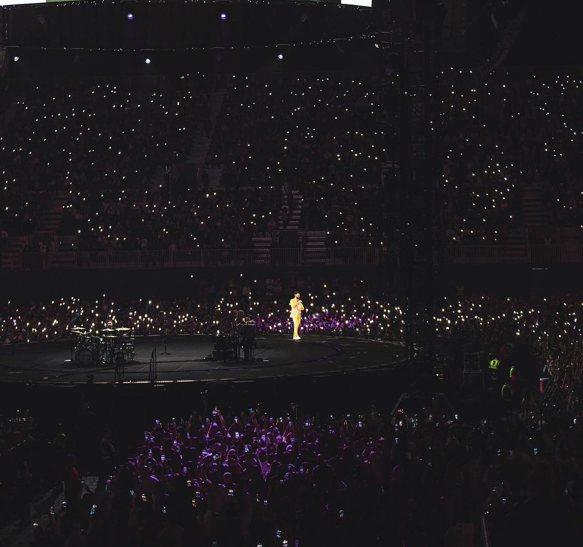 calemundo's tweet image. 