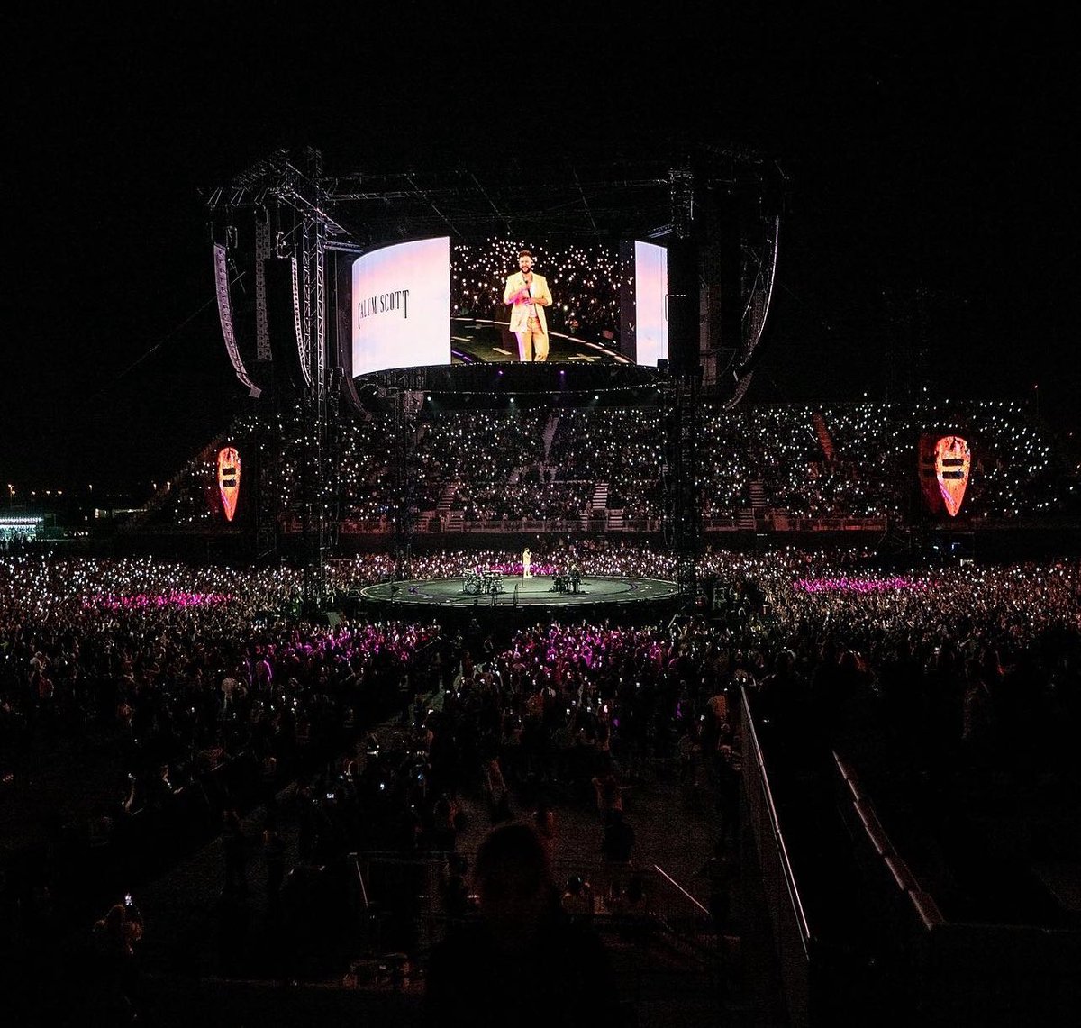 calemundo's tweet image. 