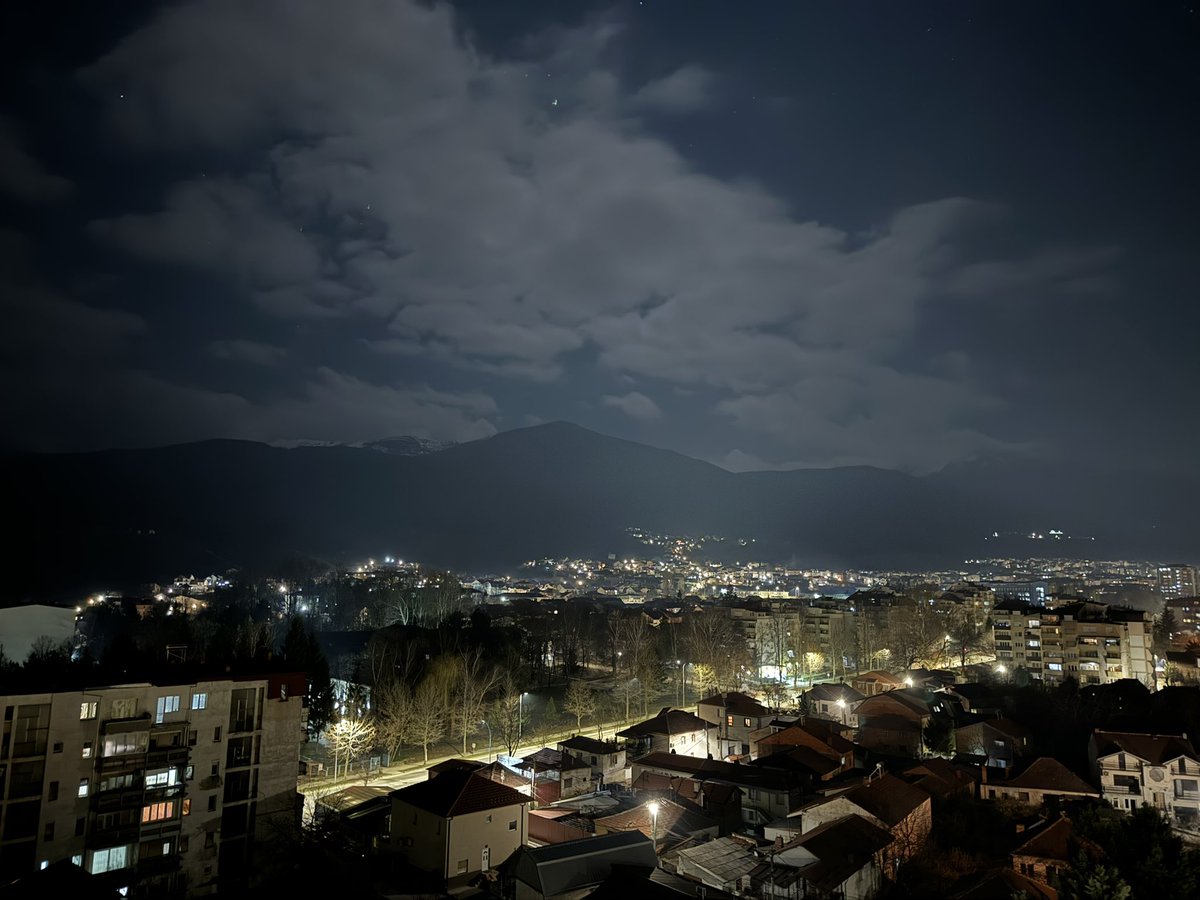 “Ти и јас и градот наш”