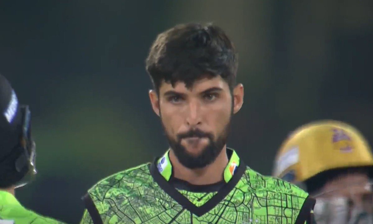 _FaridKhan's tweet photo. - 18-year-old Ubaid Shah bowling at 145KPH 
- 17-year-old Mohammad Zeeshan bowling at 141KPH 
- 20-year-old Jahandad Khan hitting 45* off 17
- 22-year-old Khawaja Nafay smashing 60* off 31 

Padosiyo, hay aisa talent IPL mein? Sach sach btana 🇮🇳😉 #HBLPSL9 https://t.co/e1u5LCcmGF