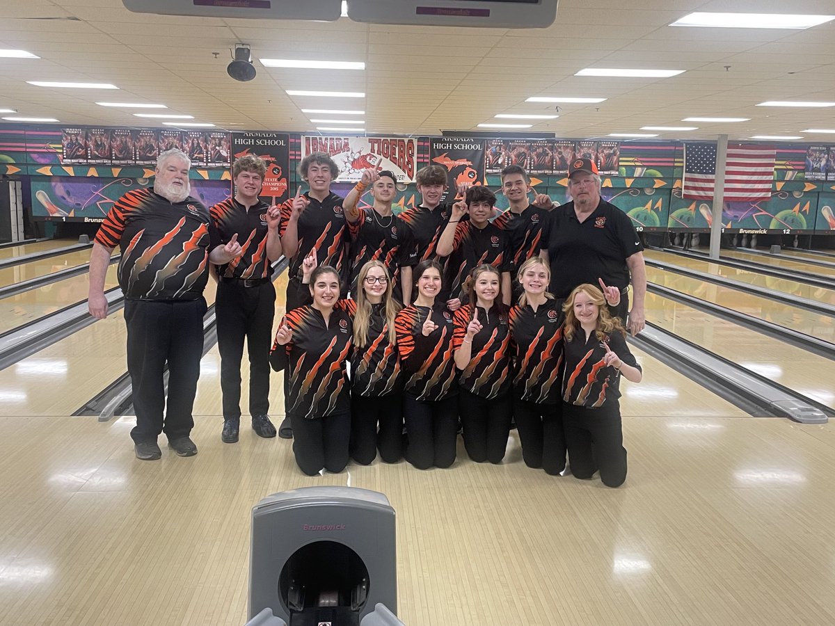 Congrats to both Armada Boys & Girls Bowling teams on winning the BWAC tournament today! Good luck at the 10-team MHSAA D3 Regional on Friday. 🐅👍🏻🎳