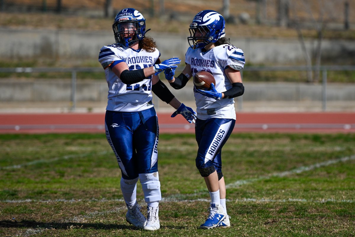 MyOwnViewBcn's tweet photo. Momentos de la tercera jornada de la Liga Española Femenina 7x7, @pioners  Fem vs @barberarookies Fem
.
.
#lffa #football #americanfootball #futbolamericano #fans #footballfans #americanfootballfans #conéctatealfootball🏈 #enjoyfootball🏈 #footballfemenino https://t.co/36T1uFKX8R