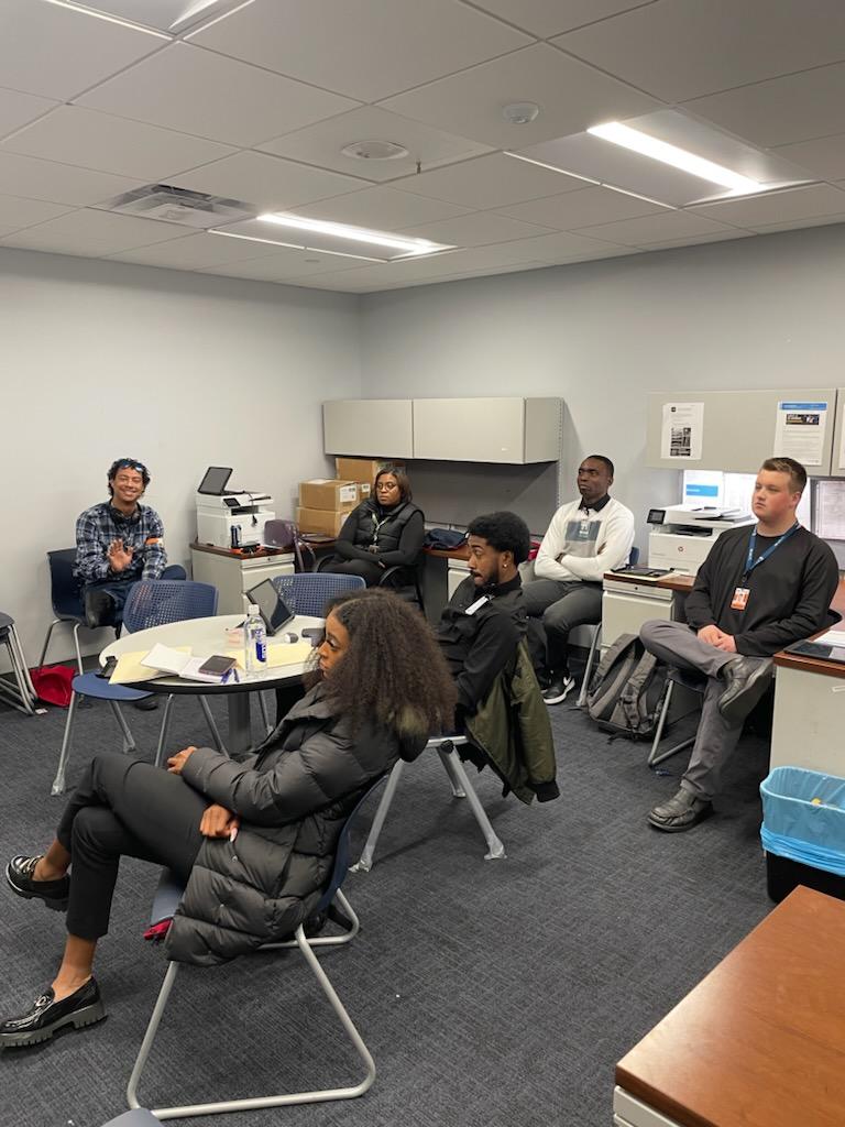 jhannellek's tweet photo. Week 2 of BTW insourcing #TeamATL setting expectations with our new hire team members. #GLTW @weareunited @LouFarinaccio @dongaines11 @DJKinzelman https://t.co/QcskiRKKzs