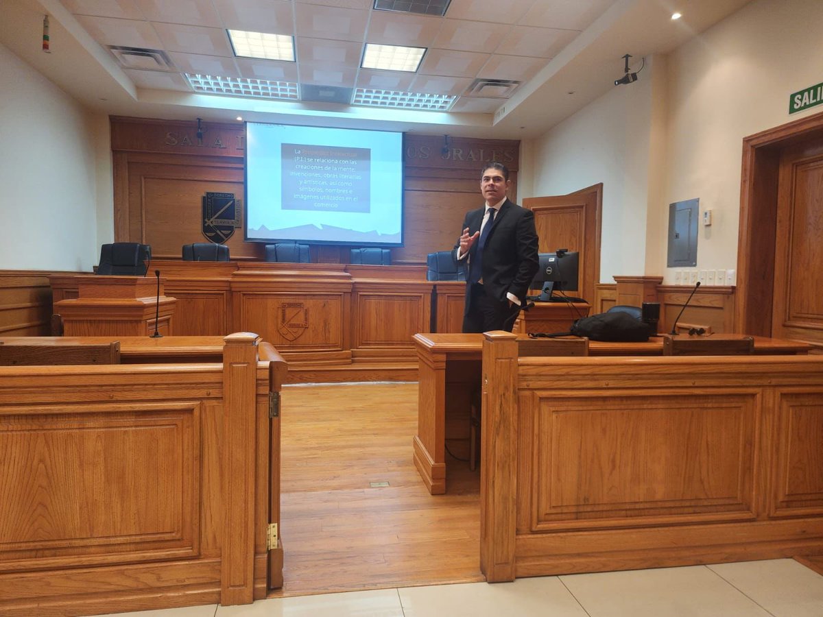 El sábado pasado tuvimos el excelente Taller denominado “La P.I y el Registro de Marcas”, el cual fue impartido por el Maestro Luis Holguin.
¡Gracias por acompañarnos!