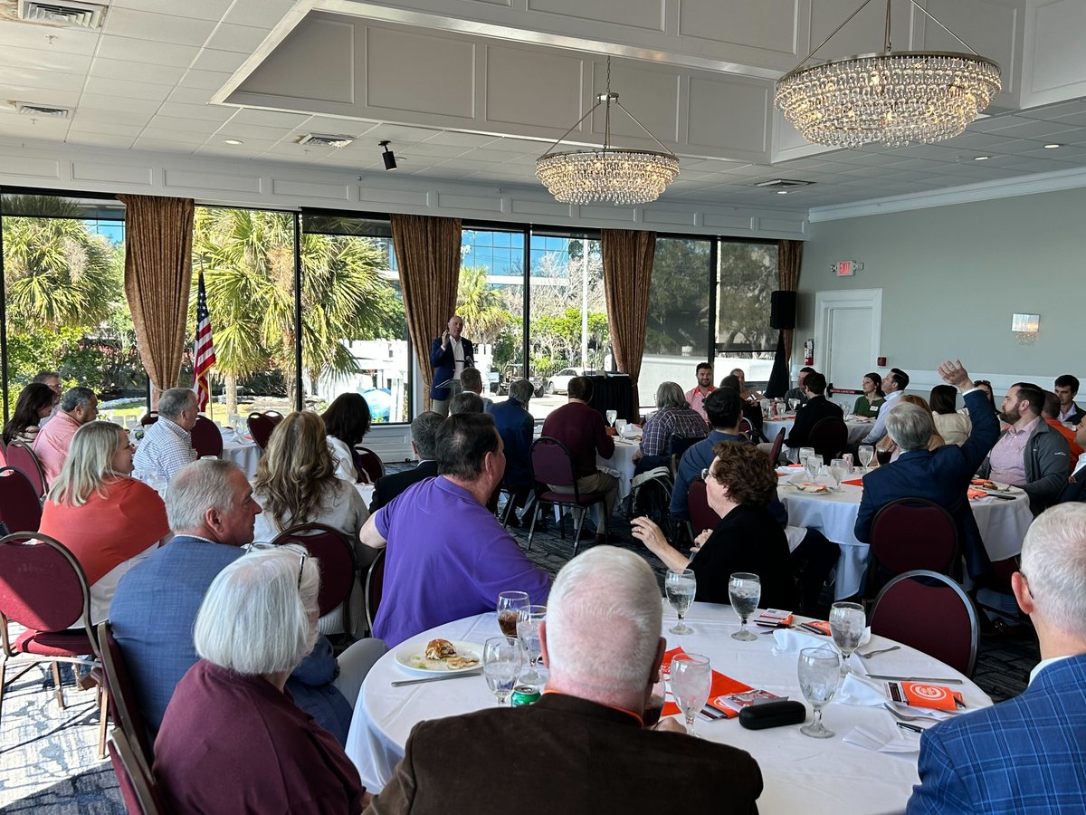 Jim_Clements1's tweet photo. It was a pleasure to meet with the Tampa Bay Clemson Club today! The Clemson Family spans far and wide, and I’m grateful for all of our alums who continue to share their love for Clemson all across the country. https://t.co/M1KpFxweex