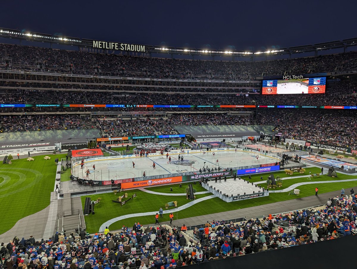 Home from NYC. Always a blast with <a href="/IslesGT/">Isles Gaming Team</a>

#lgi #igt